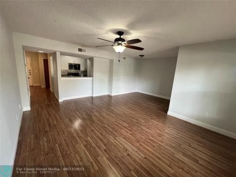 4341 W Mcnab Road Pompano Beach FL 33069
