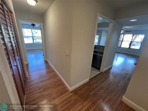 4341 W Mcnab Road Pompano Beach FL 33069