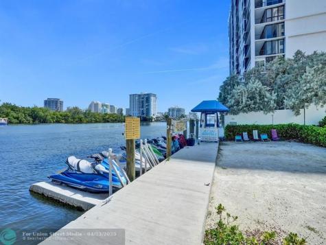 2670 E Sunrise Boulevard Fort Lauderdale FL 33304