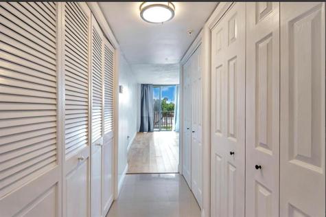 859 Jeffery Street Boca Raton FL 33487