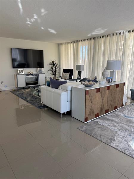 859 Jeffery Street Boca Raton FL 33487