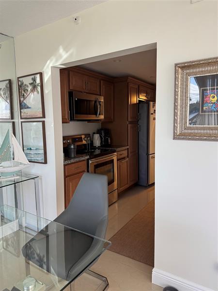 859 Jeffery Street Boca Raton FL 33487