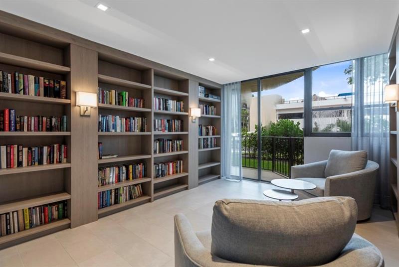 859 Jeffery Street Boca Raton FL 33487