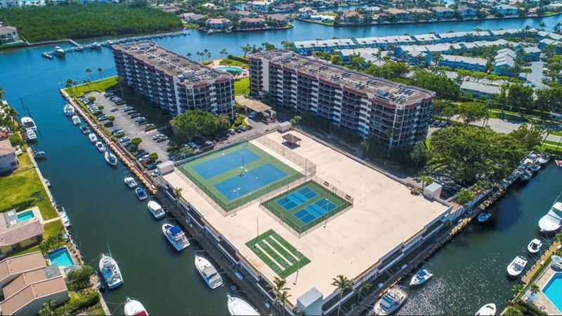 859 Jeffery Street Boca Raton FL 33487