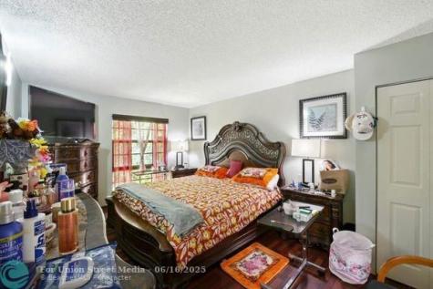 5530 NW 44th Street Lauderhill FL 33319