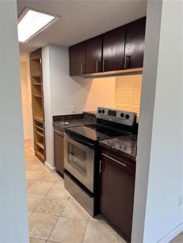 4521 W Mcnab Road Pompano Beach FL 33069