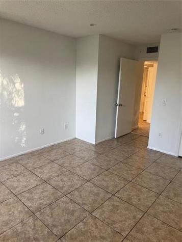 4521 W Mcnab Road Pompano Beach FL 33069