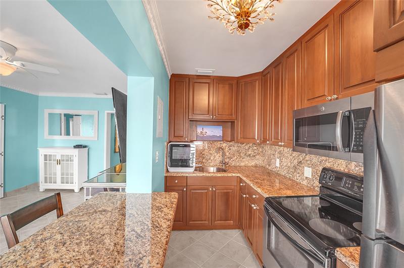 1187 Hillsboro Mile Hillsboro Beach FL 33062