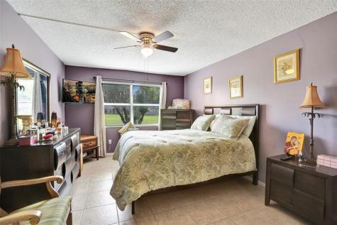 9821 Sunrise Lakes Boulevard Sunrise FL 33322