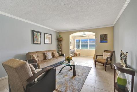 9821 Sunrise Lakes Boulevard Sunrise FL 33322