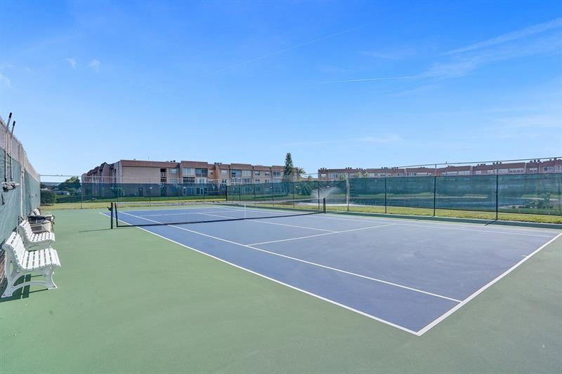 9821 Sunrise Lakes Boulevard Sunrise FL 33322