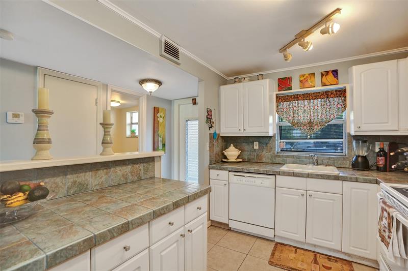 9821 Sunrise Lakes Boulevard Sunrise FL 33322