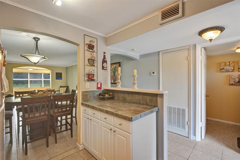 9821 Sunrise Lakes Boulevard Sunrise FL 33322