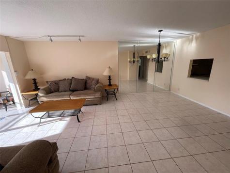 1025 Country Club Drive Margate FL 33063