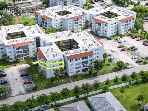 2850 Somerset Drive Lauderdale Lakes FL 33311