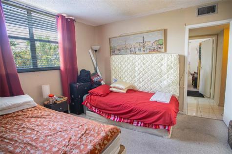 2850 Somerset Drive Lauderdale Lakes FL 33311