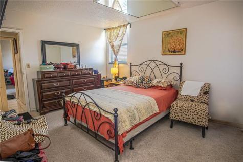 2850 Somerset Drive Lauderdale Lakes FL 33311