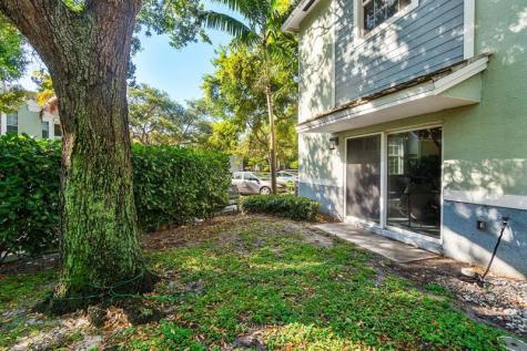 1030 Crystal Way Delray Beach FL 33444