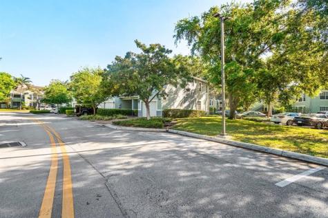1030 Crystal Way Delray Beach FL 33444