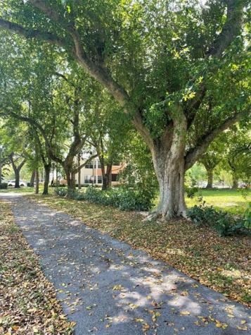 1030 Crystal Way Delray Beach FL 33444