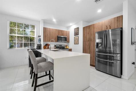 1030 Crystal Way Delray Beach FL 33444
