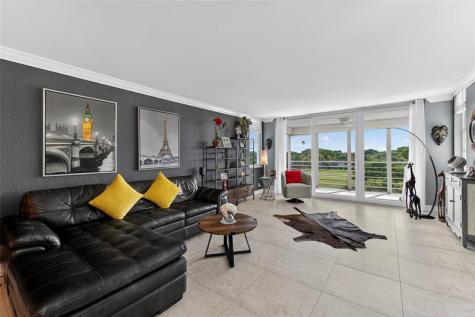 802 Cypress Grove Lane Pompano Beach FL 33069