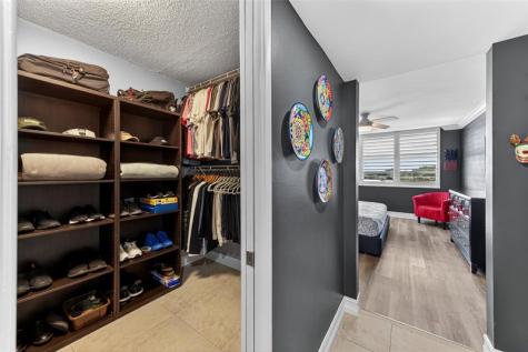 802 Cypress Grove Lane Pompano Beach FL 33069
