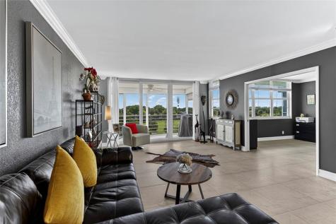 802 Cypress Grove Lane Pompano Beach FL 33069