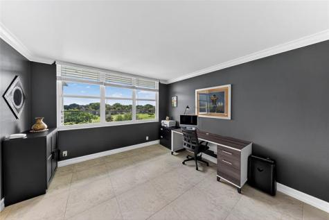 802 Cypress Grove Lane Pompano Beach FL 33069