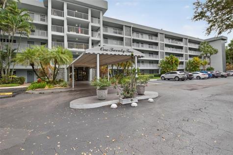 802 Cypress Grove Lane Pompano Beach FL 33069