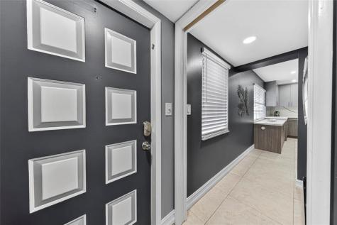 802 Cypress Grove Lane Pompano Beach FL 33069