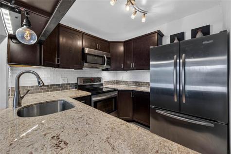 3004 NE 5th Terrace Wilton Manors FL 33334