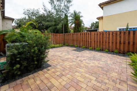 13519 SW 50th Court Miramar FL 33027