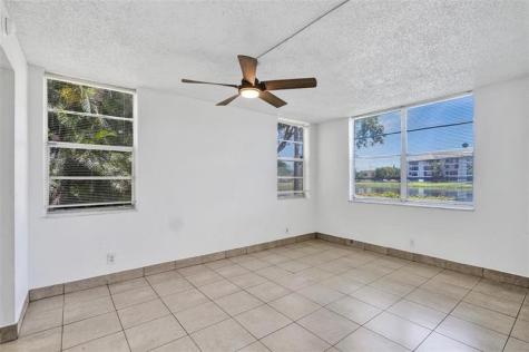 9440 Poinciana Place Davie FL 33324