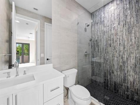 1215 N Victoria Park Road Fort Lauderdale FL 33304