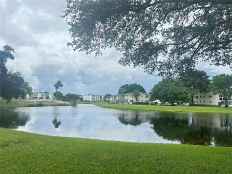 126 Grantham B Deerfield Beach FL 33442