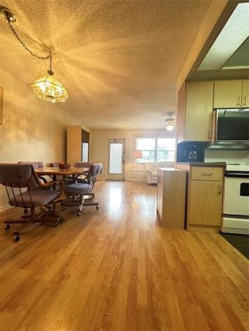 126 Grantham B Deerfield Beach FL 33442