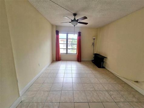 4172 Inverrary Drive Lauderhill FL 33319
