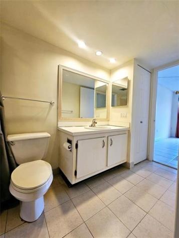 4172 Inverrary Drive Lauderhill FL 33319