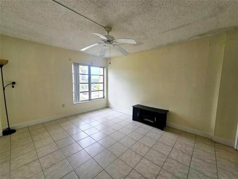 4172 Inverrary Drive Lauderhill FL 33319