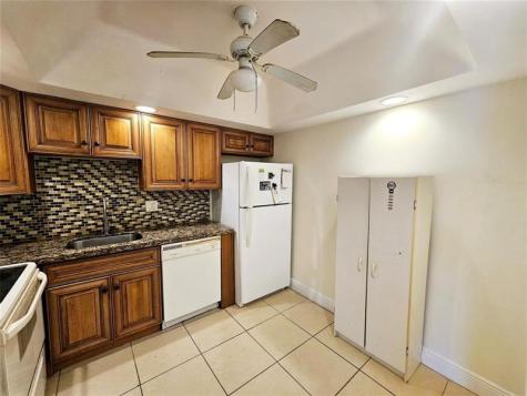 4172 Inverrary Drive Lauderhill FL 33319