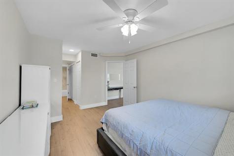 2841 N Oakland Forest Drive Oakland Park FL 33309
