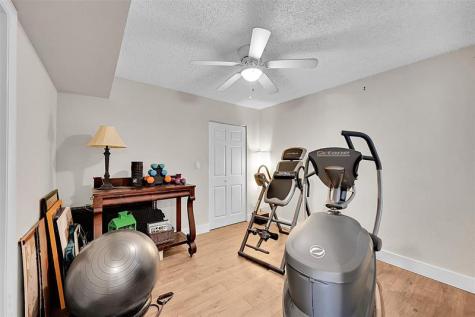 2841 N Oakland Forest Drive Oakland Park FL 33309