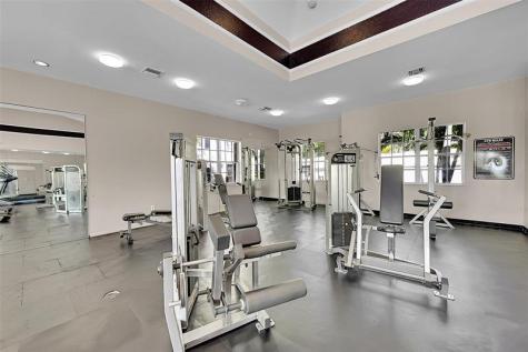 2841 N Oakland Forest Drive Oakland Park FL 33309