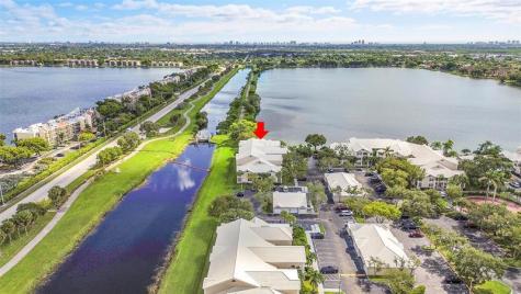 2841 N Oakland Forest Drive Oakland Park FL 33309