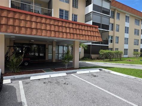 4152 Inverrary Drive Lauderhill FL 33319