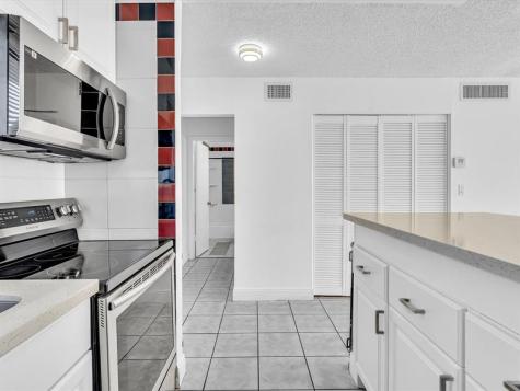 6034 Forest Hill Boulevard West Palm Beach FL 33415