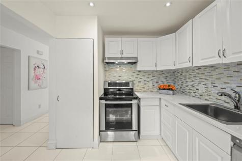 21649 Juego Circle Boca Raton FL 33433