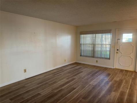 8640 NW 10th Street Fort Lauderdale FL 33322