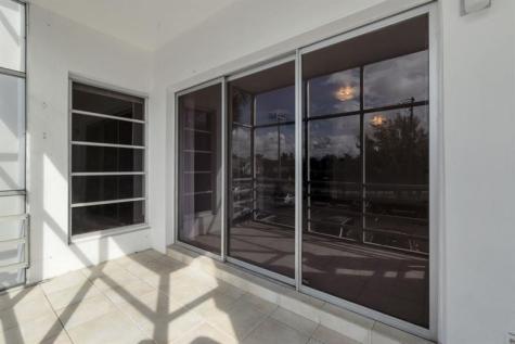 2970 NE 16th Avenue Oakland Park FL 33334